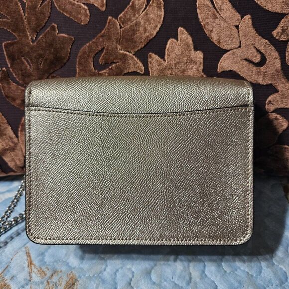 Coach Bowery Crossbody Purse in Metallic Champange/ Platinum color - Picture 4 of 7